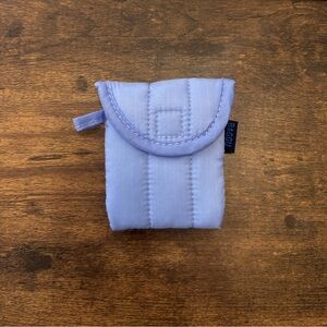 BAGGU Cornflower Earbud Case